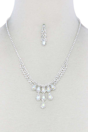 Rhinestone Teardrop Shape Necklace